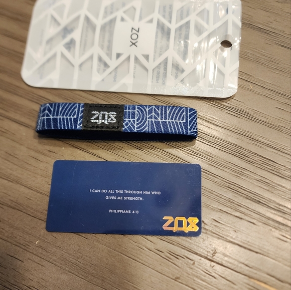 Zox braclet that says there's nothing you can't do - Picture 2 of 3